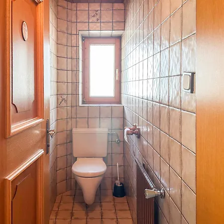 Vakantiehuis Barbara's Mountain Maisonette - 2 Floors & Mountain View *