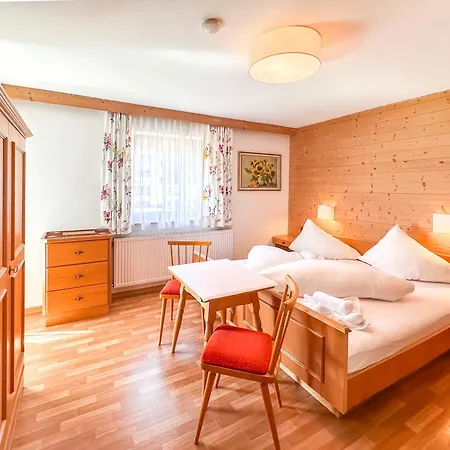Barbara's Mountain Maisonette - 2 Floors & Mountain View בית נופש Aschau Im Zillertal