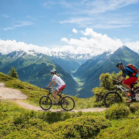 Barbara's Mountain Maisonette - 2 Floors & Mountain View * Aschau Im Zillertal
